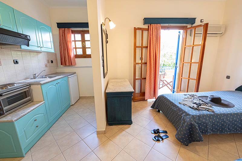 Paxi Studio Apartments | Villa Maria | Poros Island