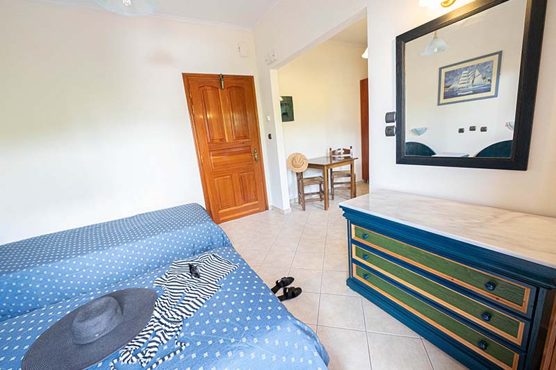 Paxi Studio Apartments | Villa Maria | Poros Island